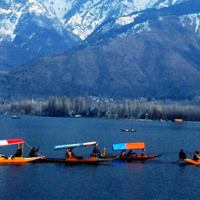 9 DAYS DELHI, AGRA, KASHMIR TOUR