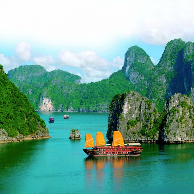 5 DAYS HANOL,VIETNAM TOUR